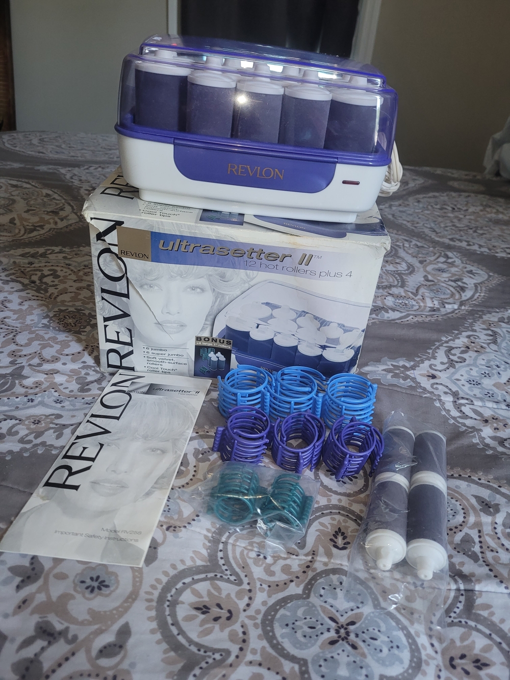Revlon Ultrasetter II Hot Roller Set in Purple & White